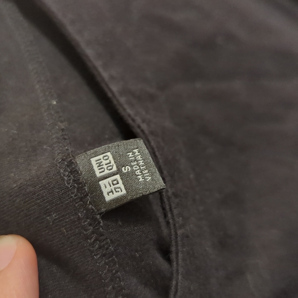 Uniqlo Little black midi dress - Picture 2 of 2